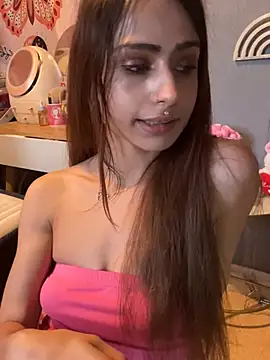 LaPetitechienne1 online show from 02-23-25, 04:35