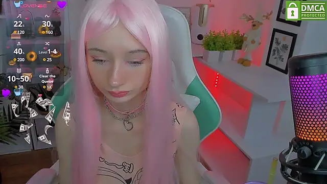 Katia Kim online show from 03-18-25, 06:39