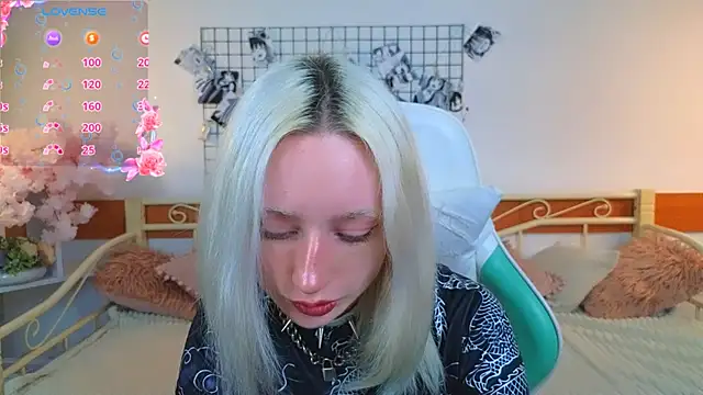 Katia Kim online show from 03-25-26, 06:46