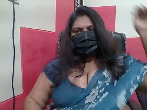 Snapshot of radhatelugu chatting on 06-16-26, 06:19 radhatelugu online show from 06-16-26, 06:19