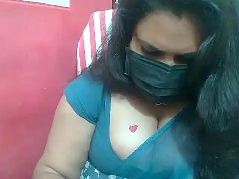 Snapshot of radhatelugu chatting on 07-28-26, 05:45 radhatelugu online show from 07-28-26, 05:45