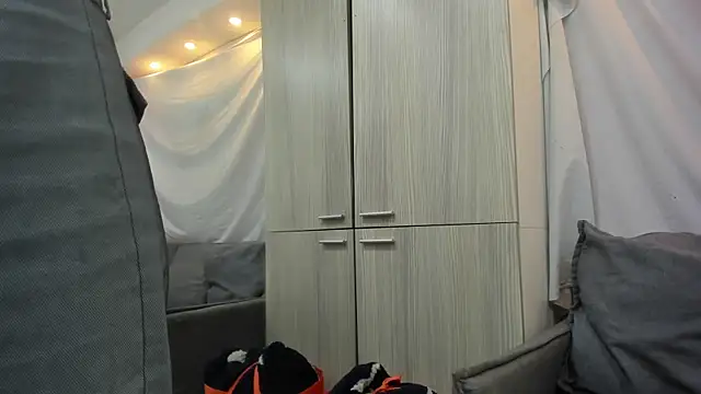 Mhelanny2 online show from 03-07-26, 01:23