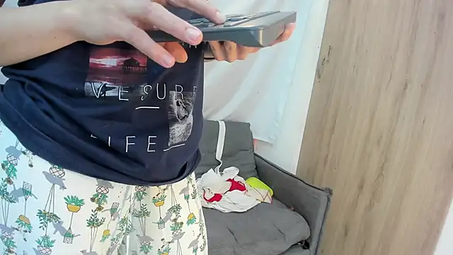 Mhelanny2 online show from 03-07-26, 02:11