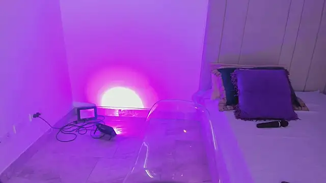 luisah  online show from 03-18-26, 08:10