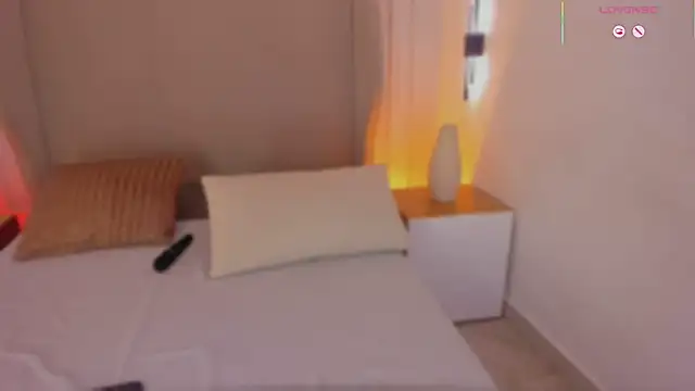 luisah  online show from 12-18-25, 08:12