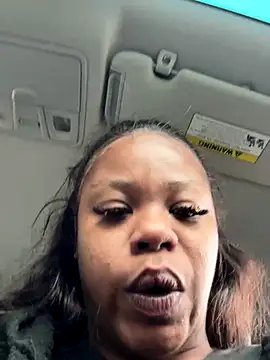 lil momma420 online show from 11-09-25, 06:12