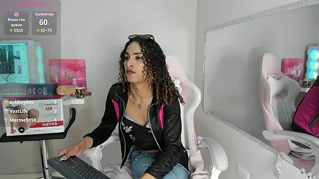 Snapshot of StefanyMiler chatting on 03-22-25, 07:36 StefanyMiler online show from 03-22-25, 07:36