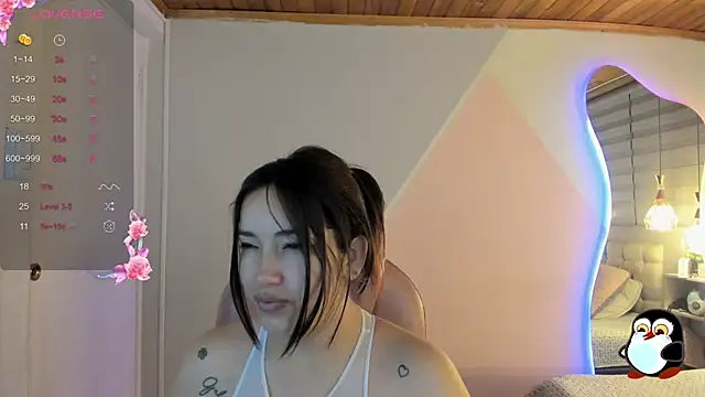 Snapshot of cristal__hot_1 chatting on 06-06-26, 05:01 cristal hot 1 online show from 06-06-26, 05:01
