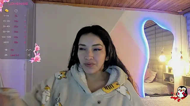 cristal  hot 1 online show from 10-24-25, 05:06