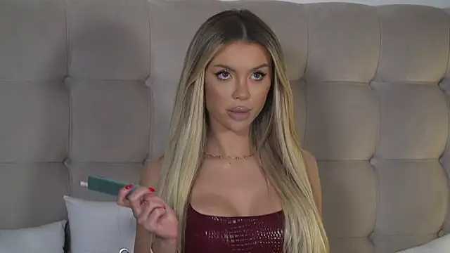 IvyRubens online show from 03-26-26, 03:32