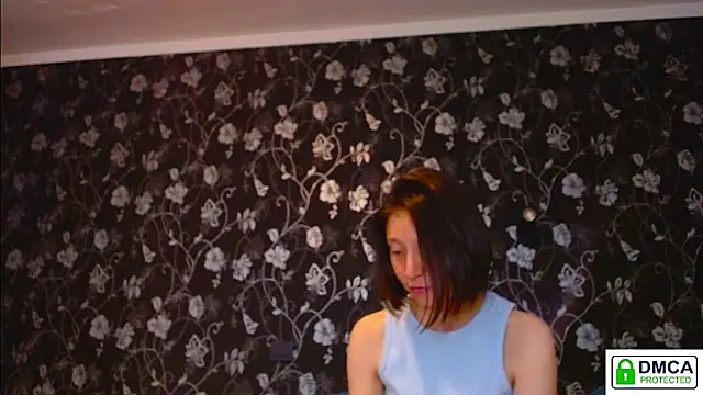 Sophi Cute online show from 05-12-26, 01:06