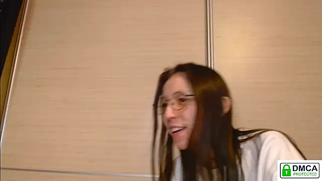 Sophi Cute online show from 04-18-26, 07:07