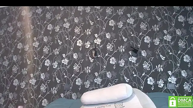 Sophi Cute online show from 07-18-26, 10:24