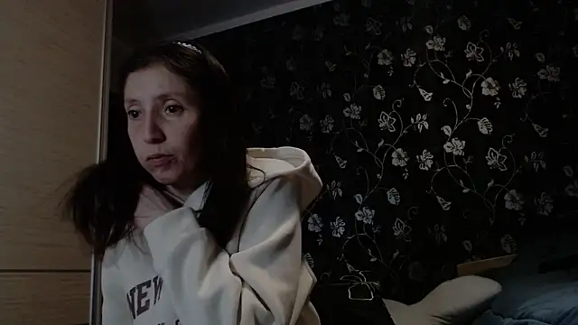 Sophi Cute online show from 12-20-25, 01:47