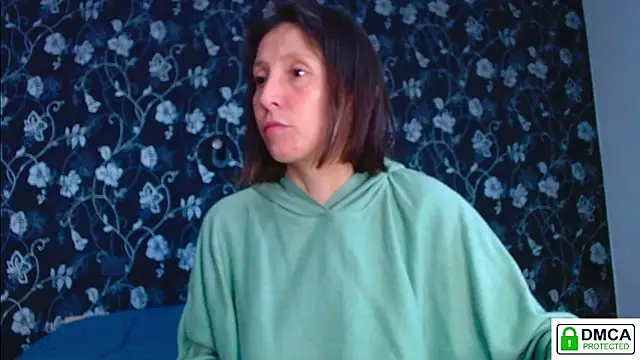 Sophi Cute online show from 06-19-26, 12:33
