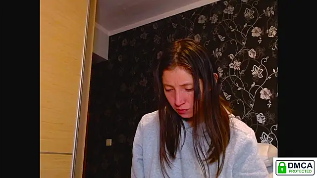 Sophi Cute online show from 01-07-26, 02:00