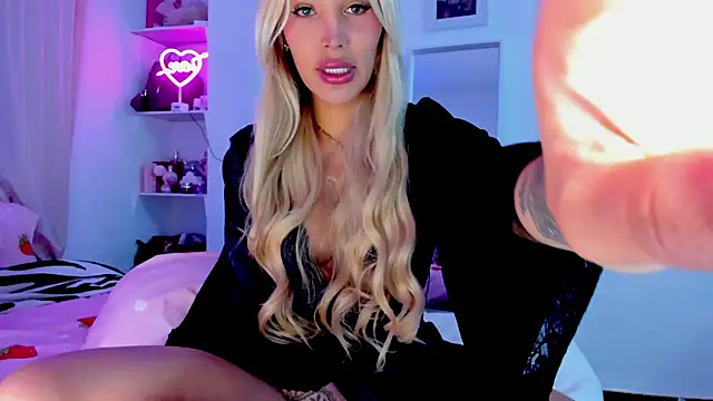  viioletweekend  online show from 02-15-26, 08:52