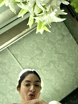 Sam Sara online show from 10-21-25, 01:16