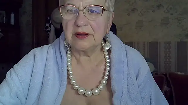 Snapshot of SweetCherry27 chatting on 06-02-26, 05:02 SweetCherry27 online show from 06-02-26, 05:02
