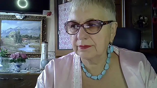 SweetCherry27 online show from 09-15-25, 04:35