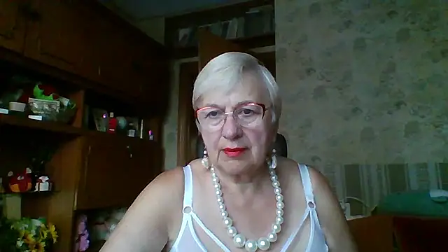 Snapshot of SweetCherry27 chatting on 07-15-26, 03:24 SweetCherry27 online show from 07-15-26, 03:24