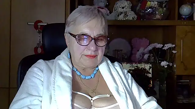 SweetCherry27 online show from 10-07-25, 04:08