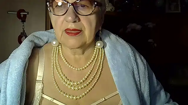 SweetCherry27 online show from 10-04-25, 03:41