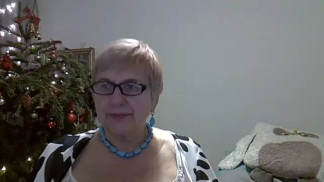 SweetCherry27 online show from 01-14-26, 06:39