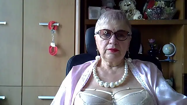 SweetCherry27 online show from 09-25-25, 05:24