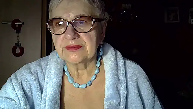 SweetCherry27 online show from 09-29-25, 04:34