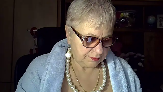 SweetCherry27 online show from 10-09-25, 04:13