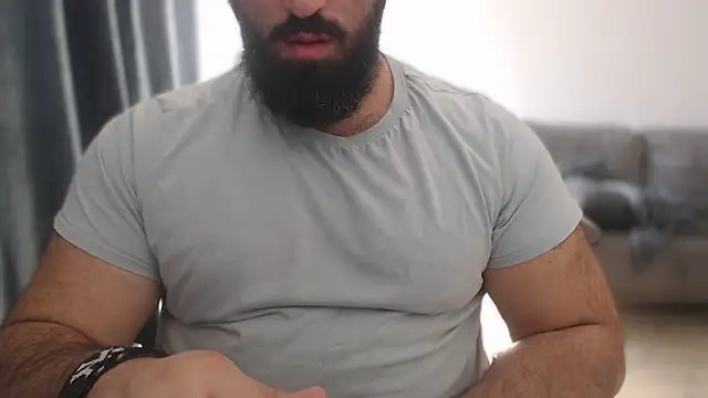 hugemachohandsome online show from 10-13-25, 01:12