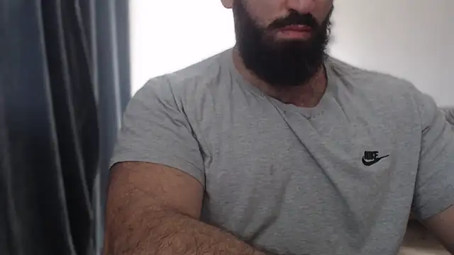 hugemachohandsome online show from 10-09-25, 11:55