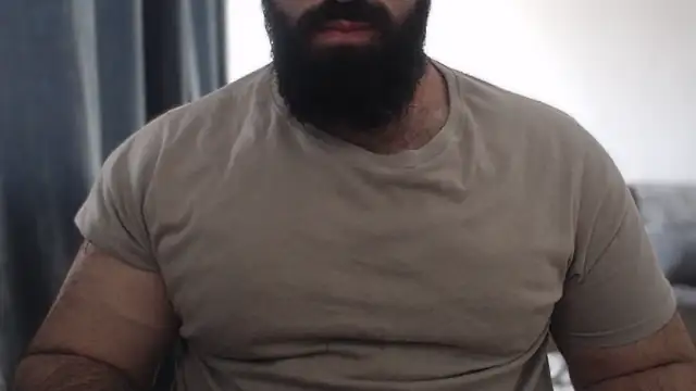 hugemachohandsome online show from 11-13-25, 09:24