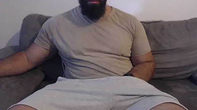 Snapshot of hugemachohandsome chatting on 07-06-26, 06:42 hugemachohandsome online show from 07-06-26, 06:42