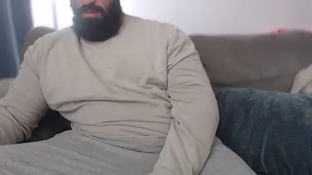 hugemachohandsome online show from 12-21-25, 10:50