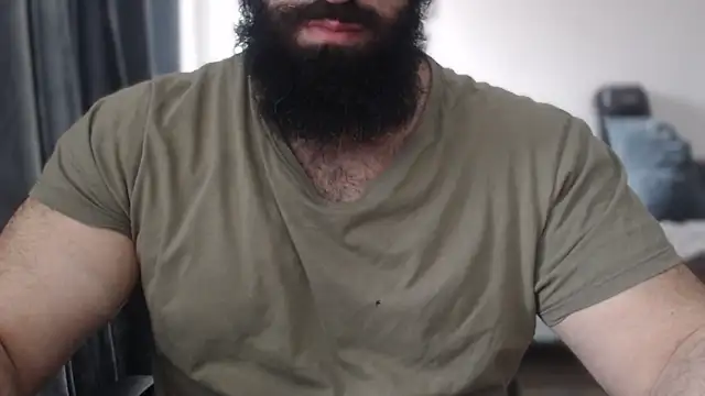 hugemachohandsome online show from 04-04-26, 07:04