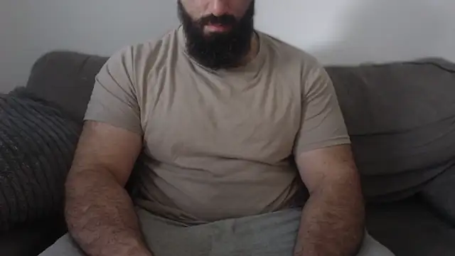 Snapshot of hugemachohandsome chatting on 06-18-26, 06:23 hugemachohandsome online show from 06-18-26, 06:23
