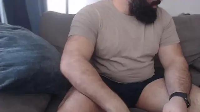 hugemachohandsome online show from 03-10-26, 07:56