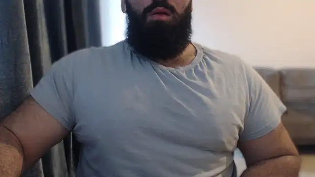 hugemachohandsome online show from 11-19-25, 10:15