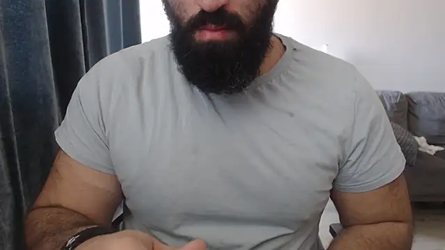 hugemachohandsome online show from 11-05-25, 08:28