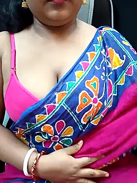 Sophiaboudi online show from 10-19-25, 06:21