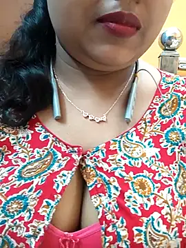 Sophiaboudi online show from 03-05-25, 05:39