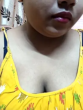 Sophiaboudi online show from 01-28-25, 05:35