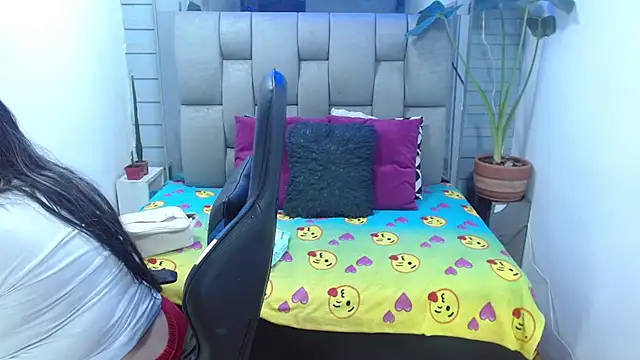 evelin zaens online show from 07-11-26, 04:02