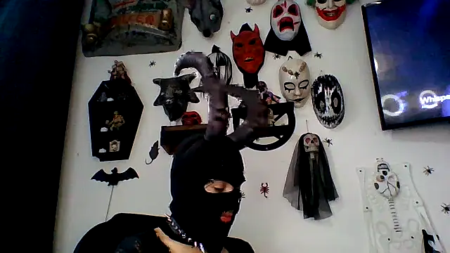 FeticheMacabre online show from 10-04-25, 05:47