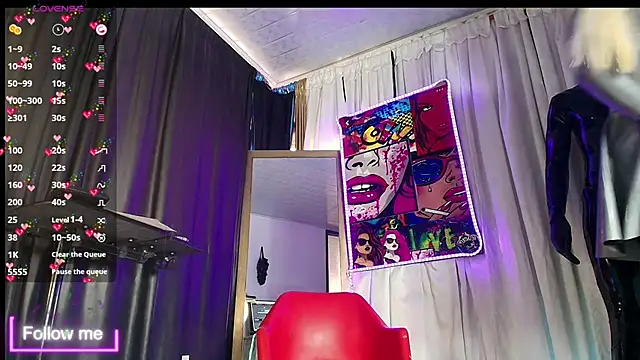 LatexDevil Blondie online show from 03-13-25, 12:56