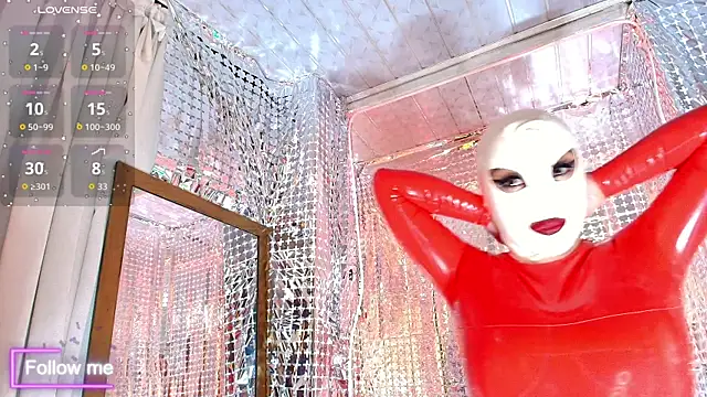 LatexDevil Blondie online show from 11-26-25, 02:39