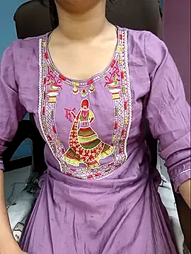 Snapshot of Aditi_1 chatting on 04-21-26, 01:42 Aditi 1 online show from 04-21-26, 01:42