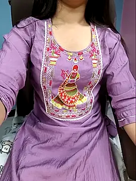 Aditi 1 online show from 04-18-26, 12:02